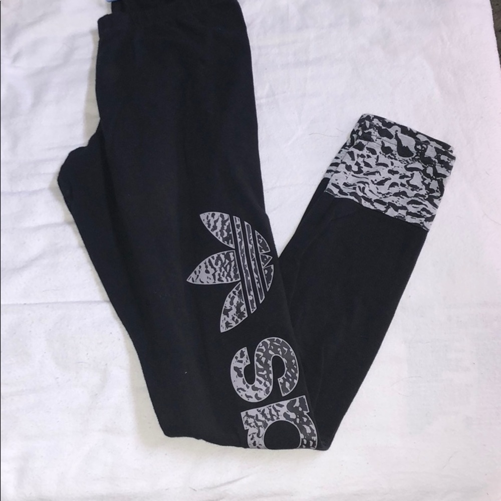 Adidas leggings